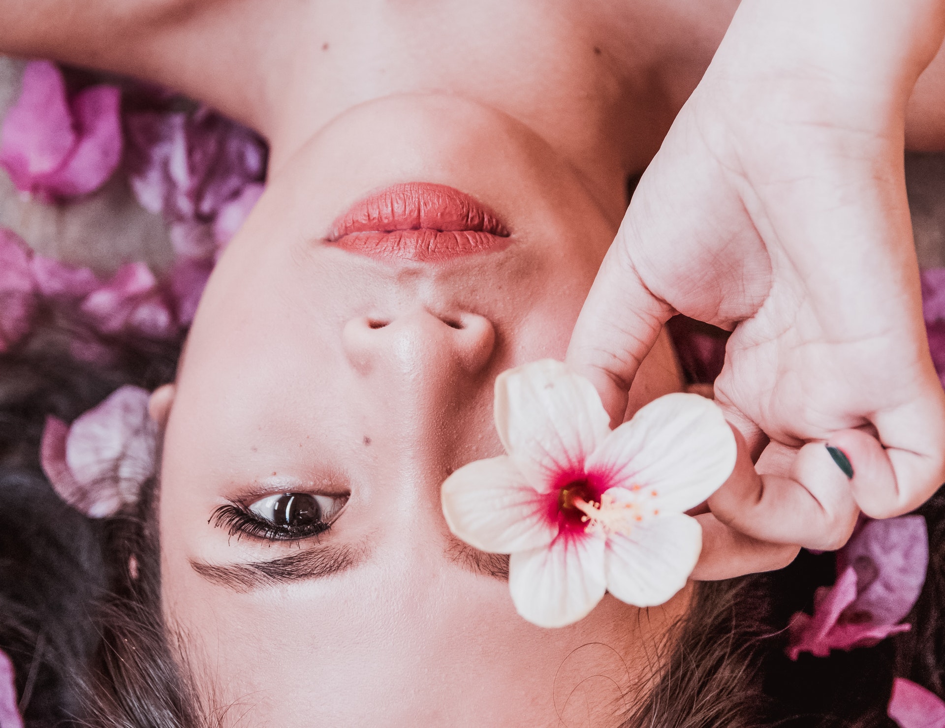 Δεν υπάρχουν πρίγκιπες, μόνο βάτραχοι ντυμένοι πρίγκιπες