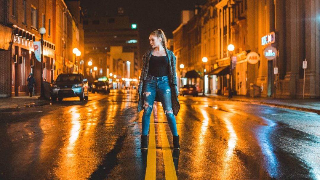 Παρέχουμε συναισθήματα μόνο τοις μετρητοίς, η πίστωση κομμένη