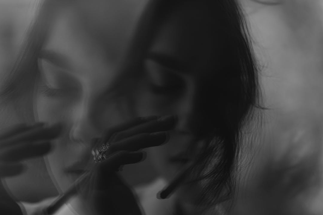 Δεν με πόνεσε που έφυγες, με πόνεσε που έφυγες ενώ ήθελες να μείνεις…